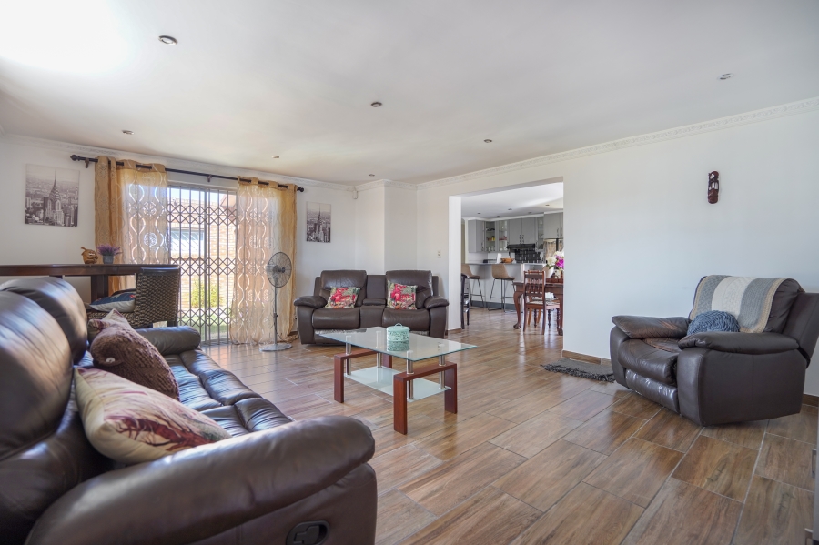 4 Bedroom Property for Sale in Blouberg Sands Western Cape